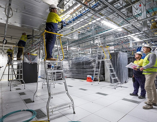Instalación de cuadro eléctrico industrial en línea de producción alimentaria